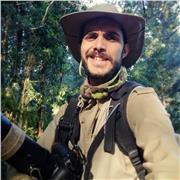 Laureato in sc. naturali ed etologia con anni di vita all'estero offre lezioni di inglese (conversation) e revisione grammaticale